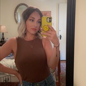 Meet your Posher, Caroline